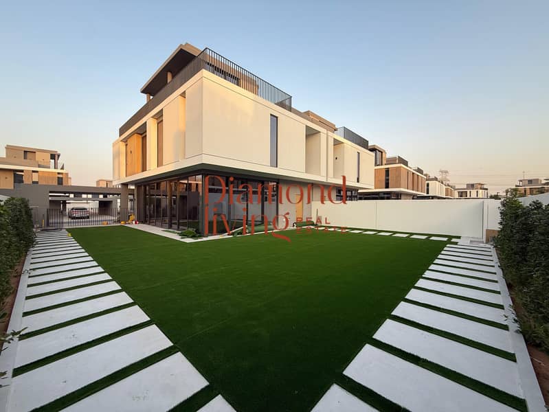 Vastu-Compliant | Prime Location | Modern Villa