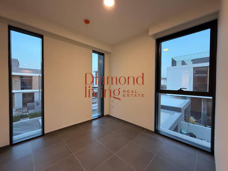 Vastu-Compliant | Prime Location | Modern Villa