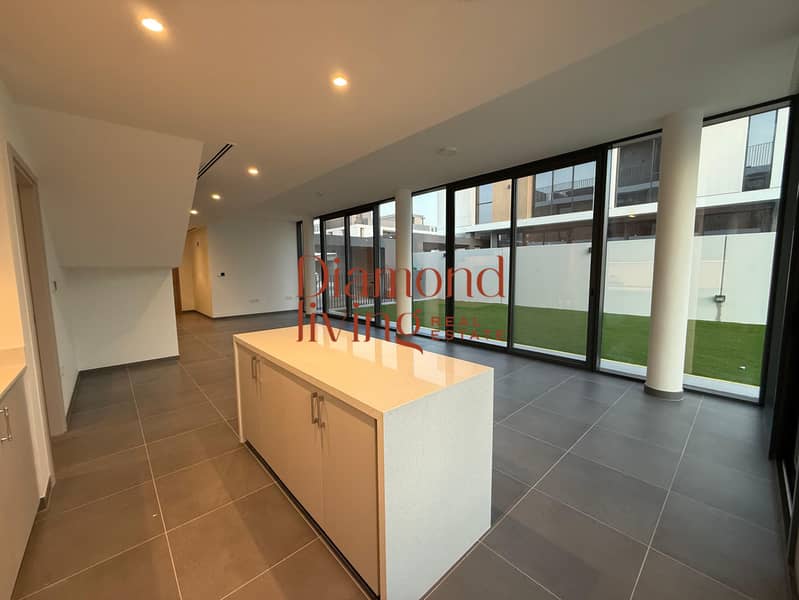 Vastu-Compliant | Prime Location | Modern Villa - Image 6