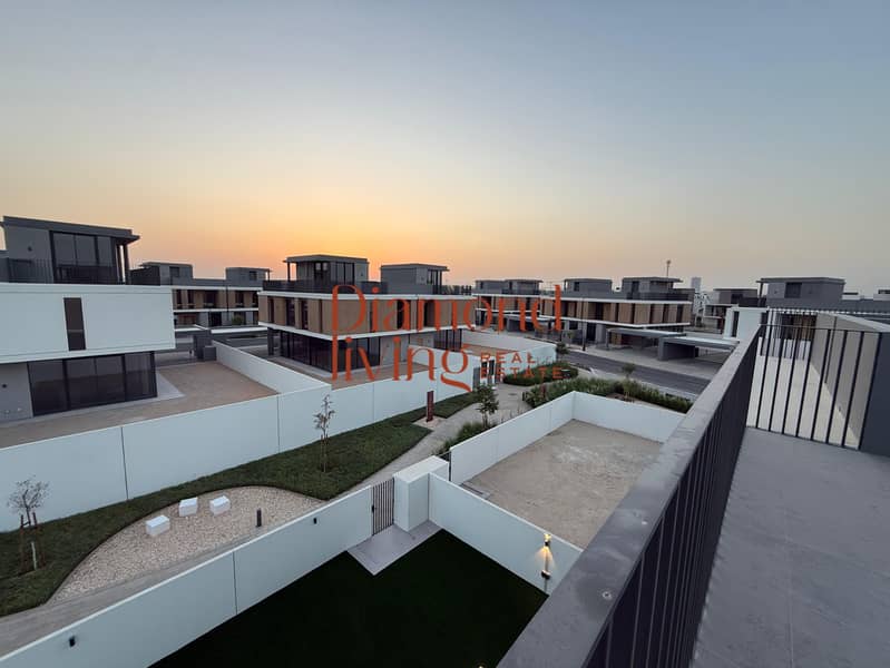 Exclusive Corner Unit | Bigger Plot | Brand New - Image 11