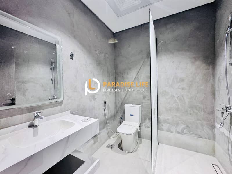 **BRAND NEW** 5BEDROOM ALL EN SUITE-ELEVATOR-MAIDS-COVERD PARKING-AWAY FROM FLIGHT - Image 14