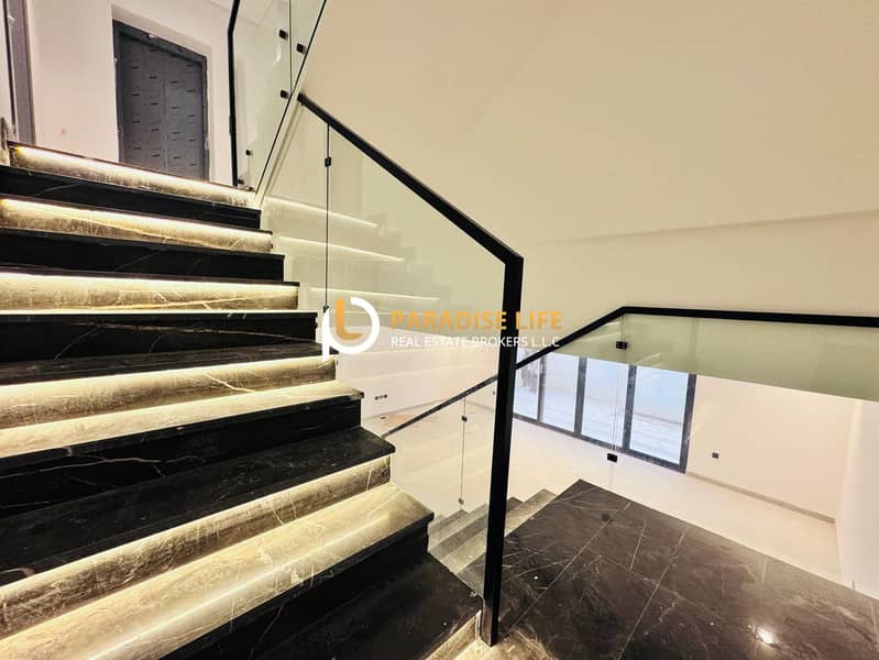 **BRAND NEW** 5BEDROOM ALL EN SUITE-ELEVATOR-MAIDS-COVERD PARKING-AWAY FROM FLIGHT - Image 8