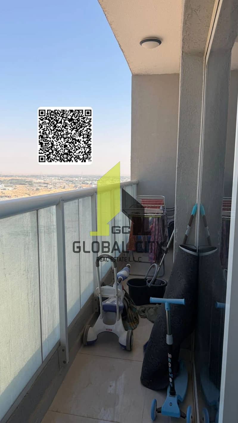 4 ae8c052d-2281-4d1e-87ff-b7695d07355a. jpg