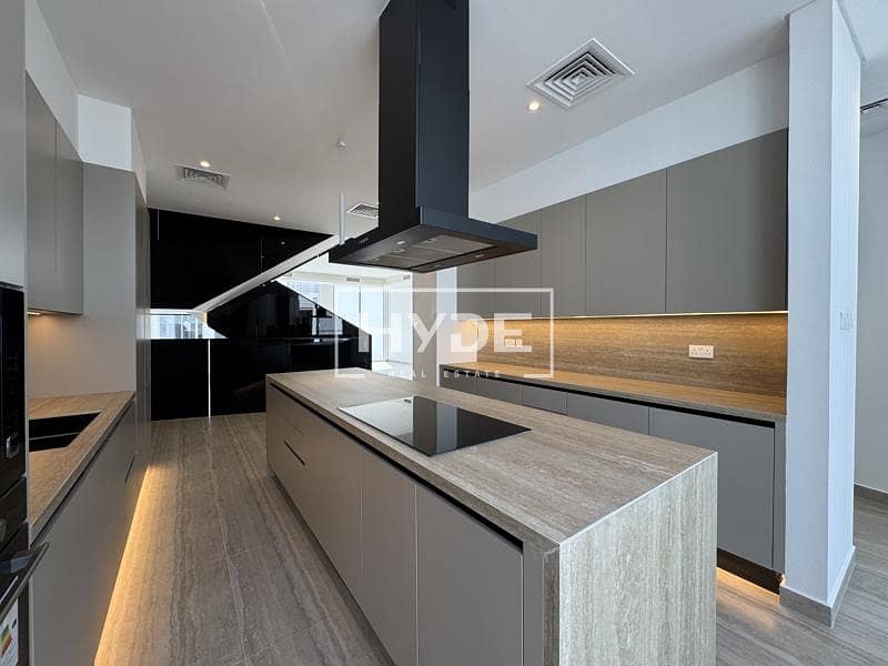 Skyline Views | B Type Layout | Vacant |