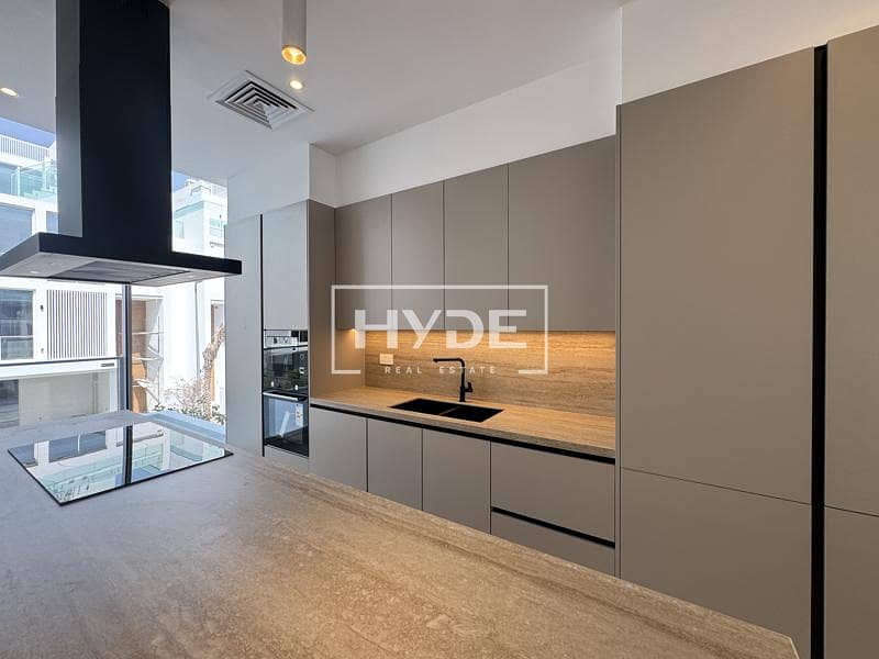 Skyline Views | B Type Layout | Vacant |