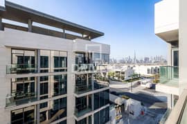 Fully Furnished | Majestic View | Broad Layout