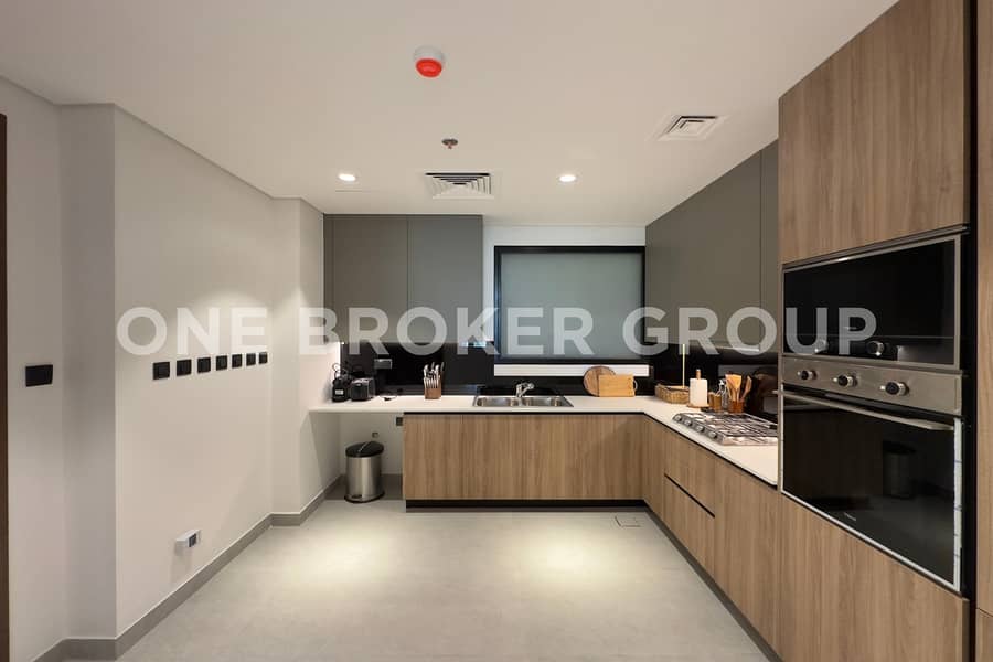 Value for Money | Genuine Resale | Exclusive - Image 5