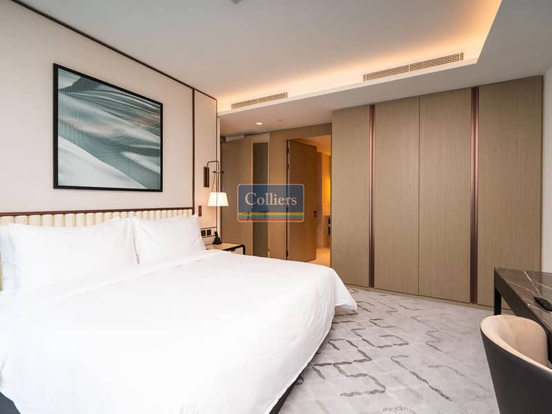 Sophisticated Sea View | Luxury Finishes | Vacant - Image 17