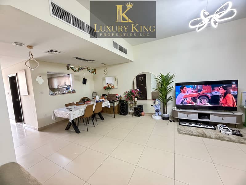 SINGLE ROW , VOT 3 Bedroom + Maid Room Townhouse