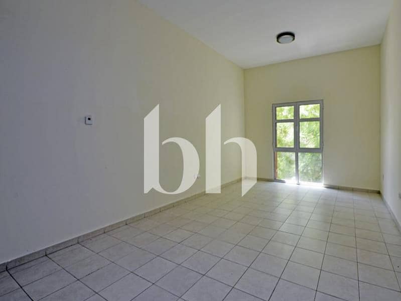 Rented | U type | Street 4 | Ground Floor | Med