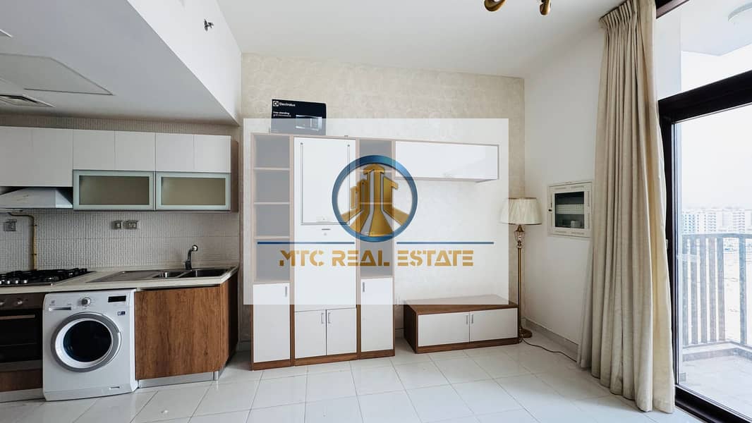 STUDIO FURNISHED | VACANT | NEAR TO METRO