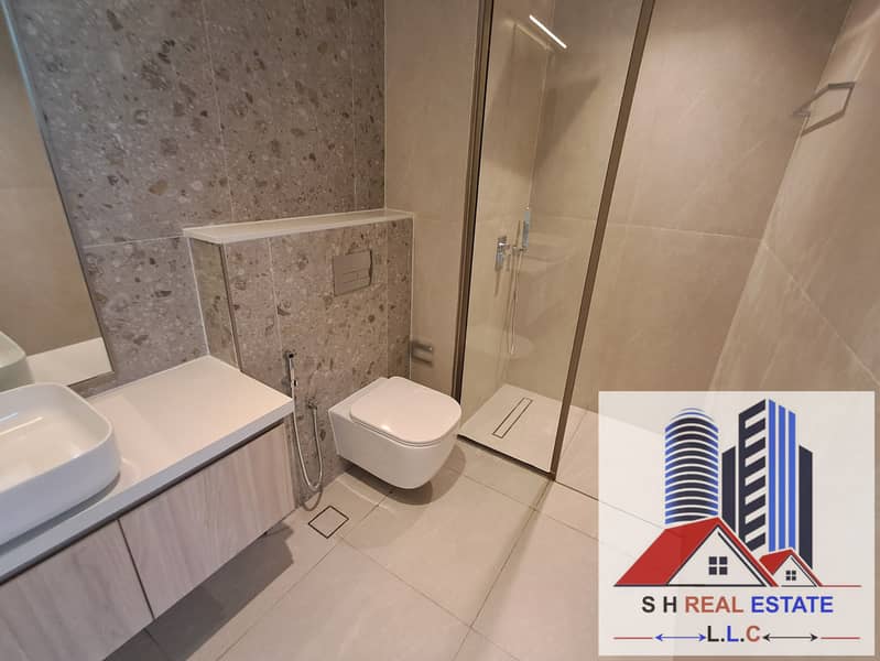 Brand new Luxury 2bhk with kichen applinces ready to move Dont chanse miss out