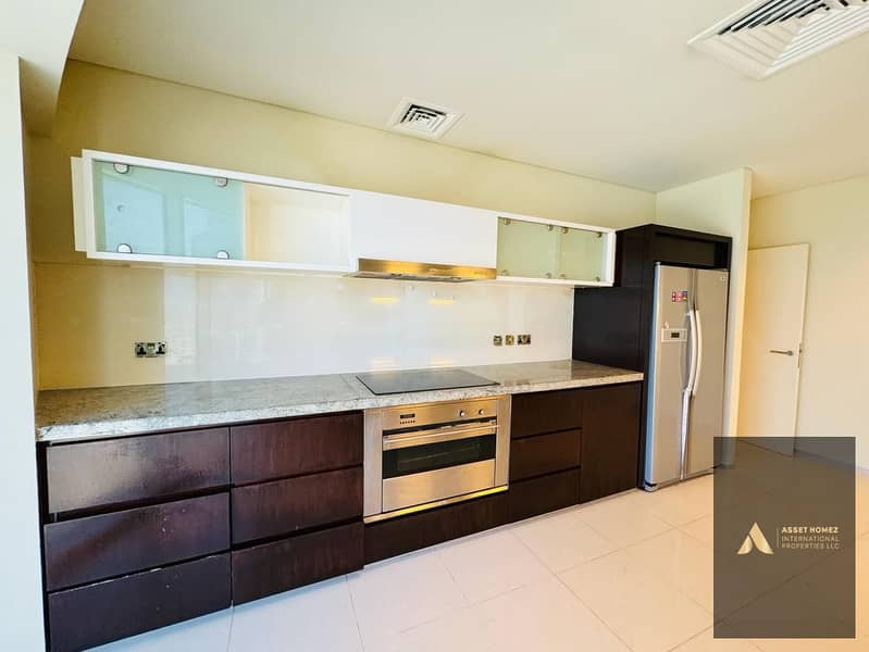 Chiller Free, Luxury and Spacious, High Floor, Great Views - Image 7