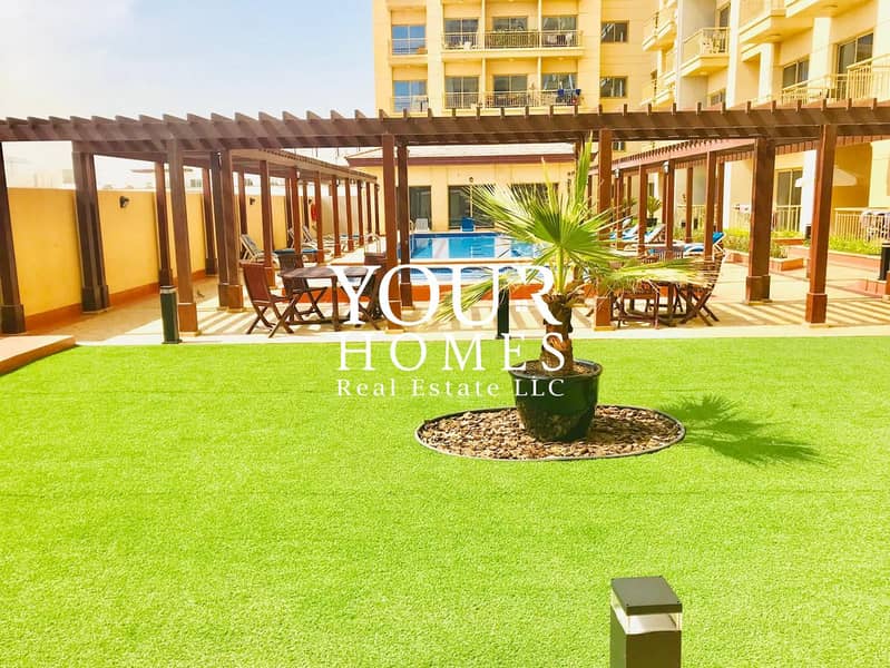 Spacious 1 Bedroom | High Floor | Pool View