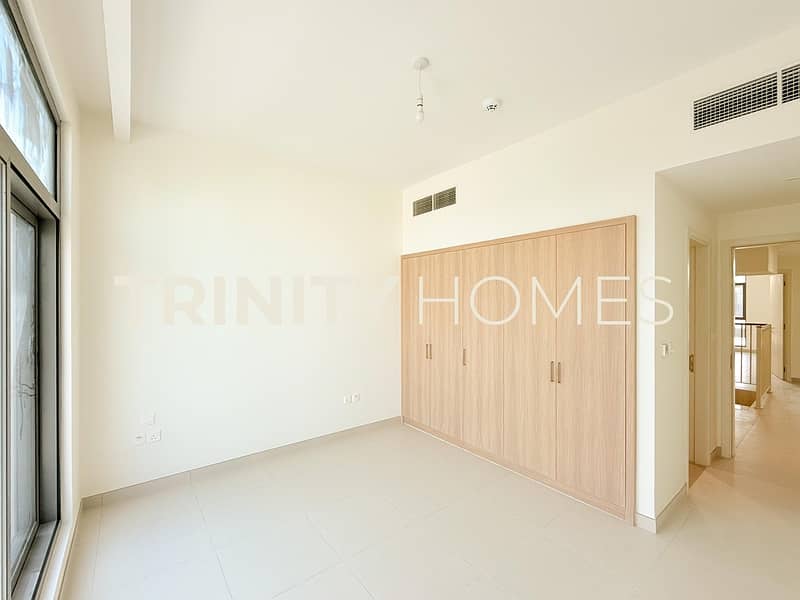 4+ Maids | Beach Community | Huge Layout - Image 8