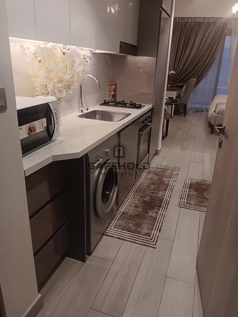 FULLY FURNISHED LUXURY STUDIO | CHILLER FREE | READY TO MOVE IN - Image 6