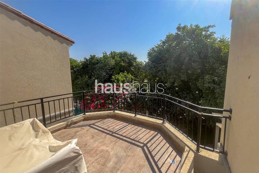 Exclusive | Extended and Upgraded | Single Row