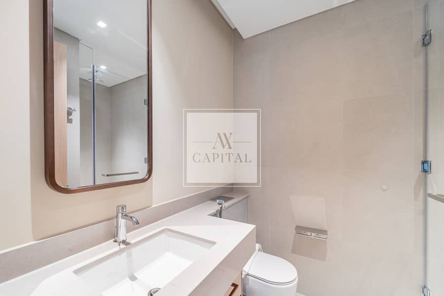 Burj View | Upgraded | Mid floor | Brand New - Image 10