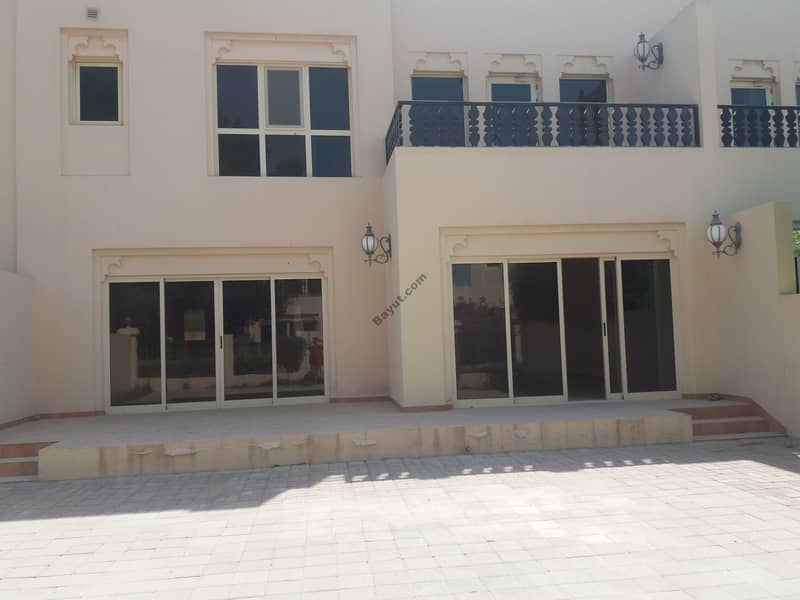 Lovely 3 Bedroom Townhouse - Al Hamra Village