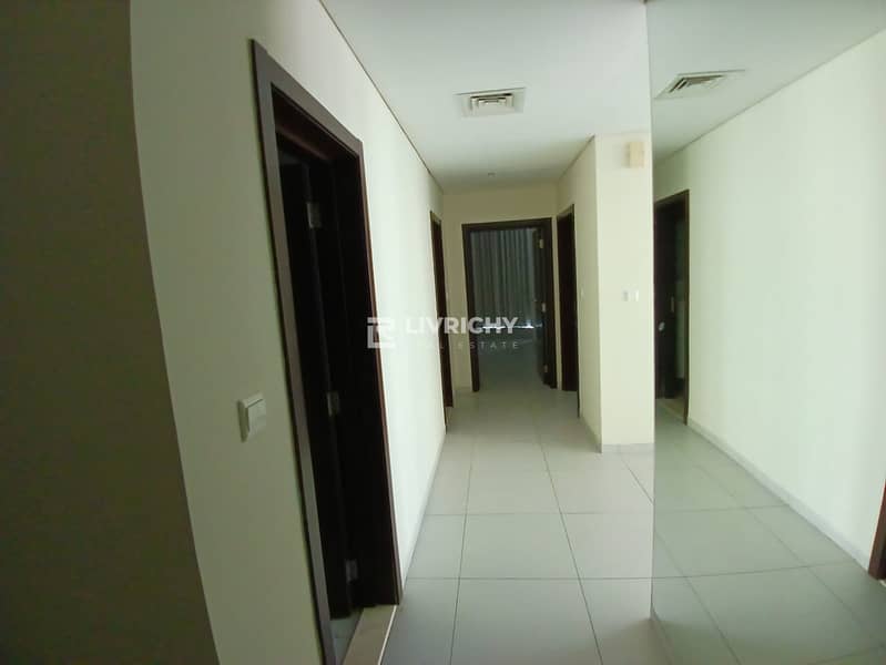 FULL MARINA VIEW | HUGE LIVING LAYOUT | READY