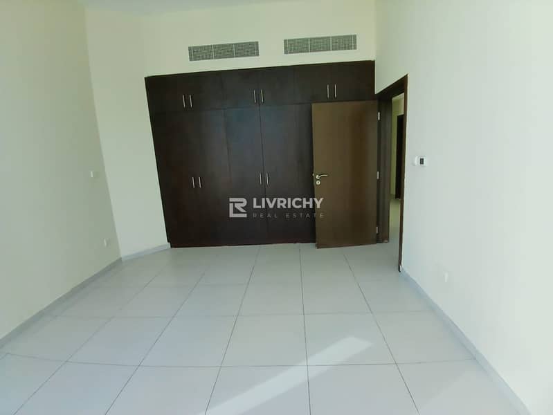 FULL MARINA VIEW | HUGE LIVING LAYOUT | READY - Image 9