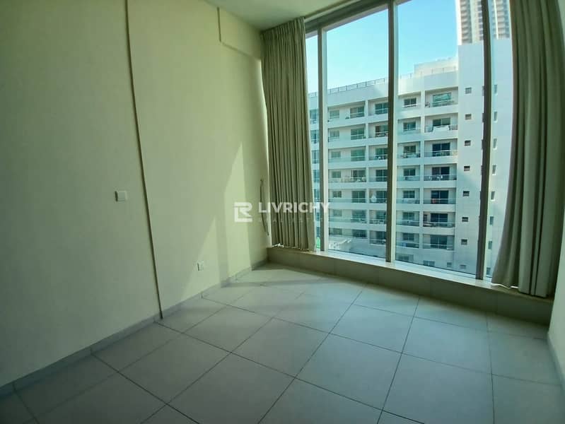 FULL MARINA VIEW | HUGE LIVING LAYOUT | READY - Image 10