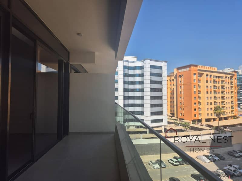 Fitted Kitchen | With study | Big balcony - Image 15