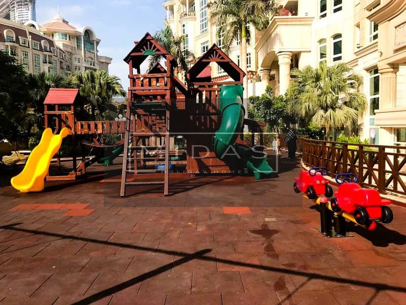 34 KIDS AREA. jpg