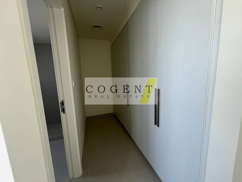 Vacant Mid Jan | Single Row | Hot Deal - Image 16