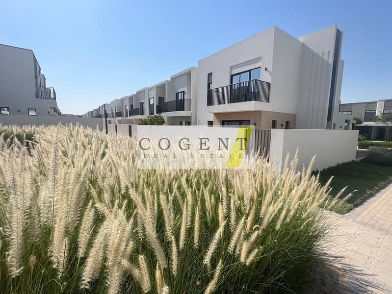 Vacant Mid Jan | Single Row | Hot Deal - Image 22