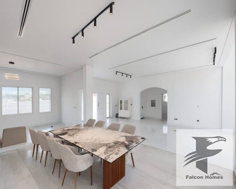 Well-Maintained Spacious 7BR Villa | Service Block