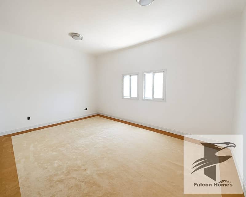 Well-Maintained Spacious 7BR Villa | Service Block - Image 6