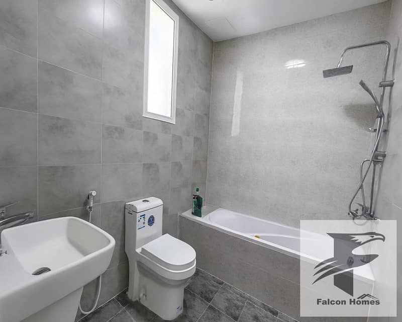 Well-Maintained Spacious 7BR Villa | Service Block - Image 8