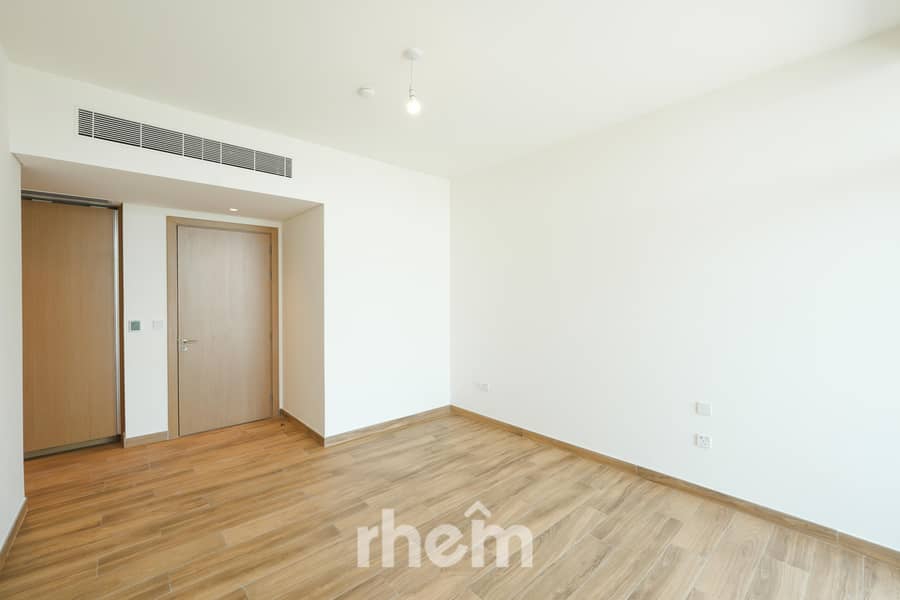 Great Location | Elevated | Close To Amenities - Image 7