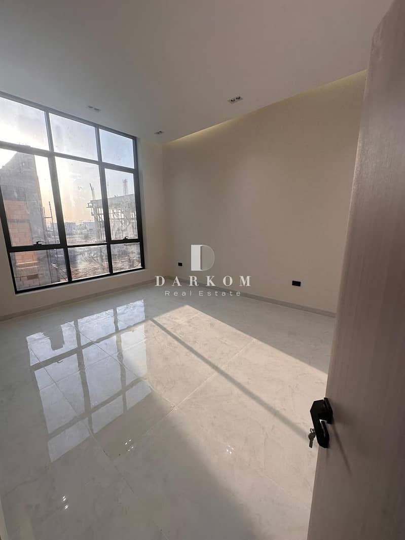 Stunning 5 Bedroom Villa + Maid’s Room in Al Aweer 1 | Prime Location | Spacious Layout - Image 13