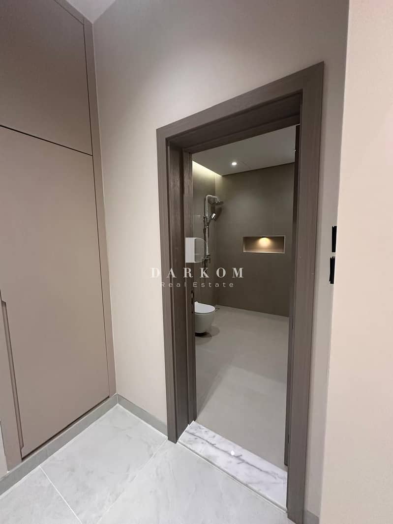 Stunning 5 Bedroom Villa + Maid’s Room in Al Aweer 1 | Prime Location | Spacious Layout - Image 17