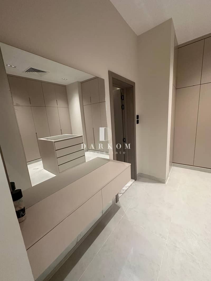 Stunning 5 Bedroom Villa + Maid’s Room in Al Aweer 1 | Prime Location | Spacious Layout - Image 22