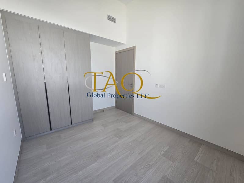 Huge Plot 4 Bed Room | Town House - Close to Entry & Exit - Image 6