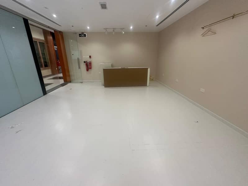 2 3161fe32-232e-4dc1-9dd7-60e69de44db4. jpg