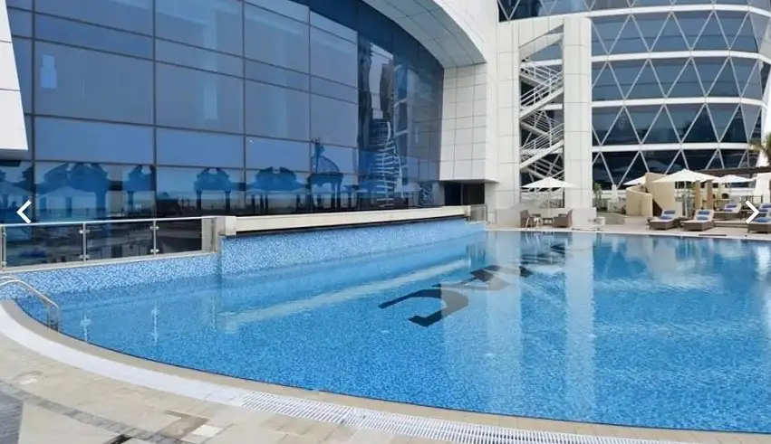 Vacant Fitted Shop | Mall Acces |Near Metro IDIFC