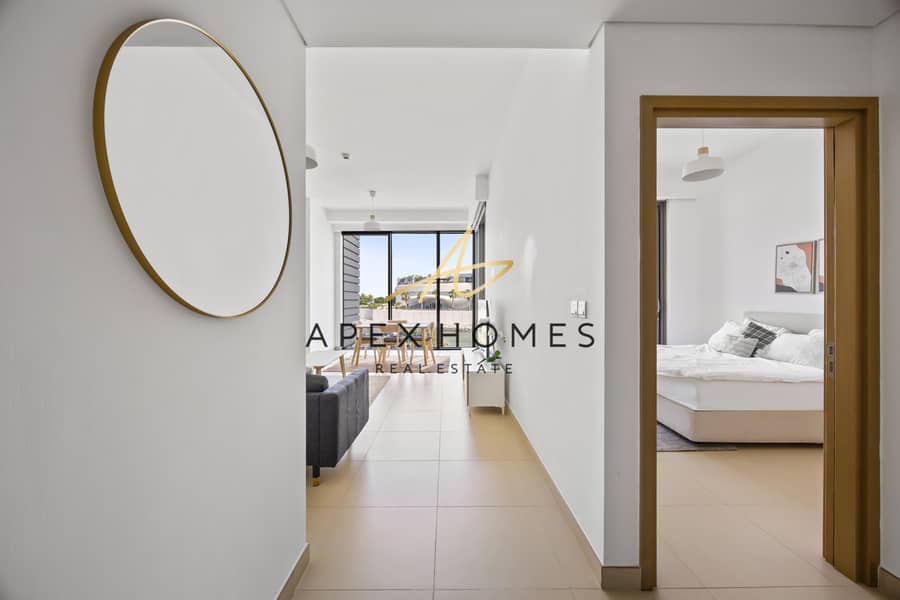 Marina Water View | Largest One Bed - Image 15