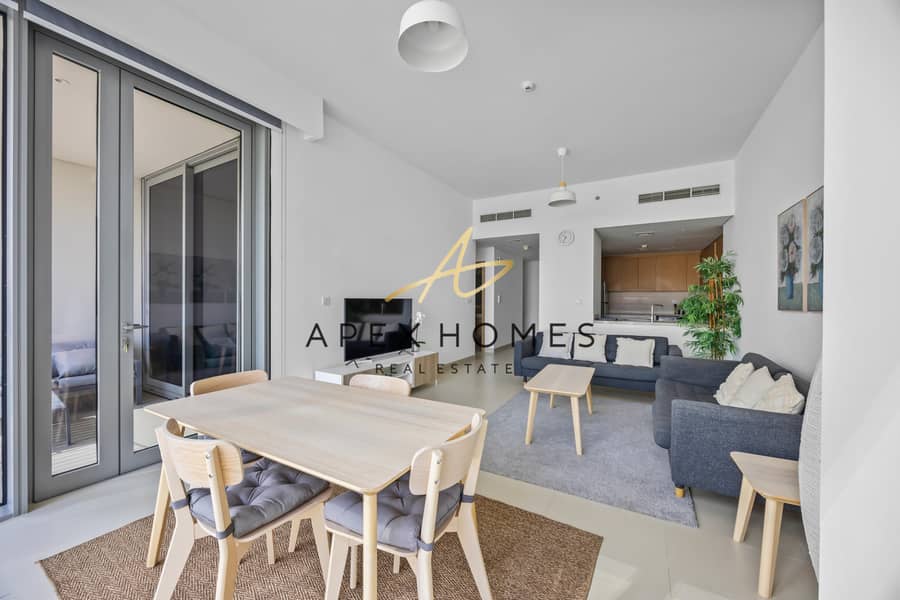 Marina Water View | Largest One Bed - Image 6