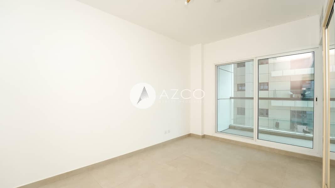 Bright apartment,Close kitchen,Ready to move