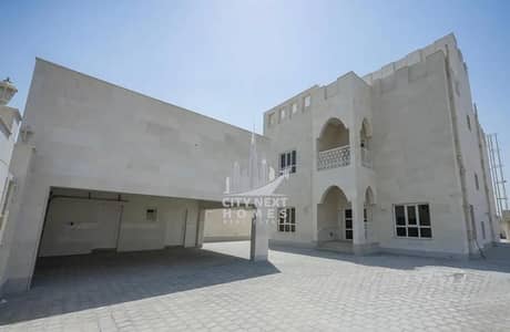 6 Bedroom Villa for Rent in Nad Al Sheba, Dubai - IMG-20251106-WA0130. jpg 6 Bedroom Villa for Rent in Nad Al Sheba, Dubai - IMG-20251106-WA0130. jpg