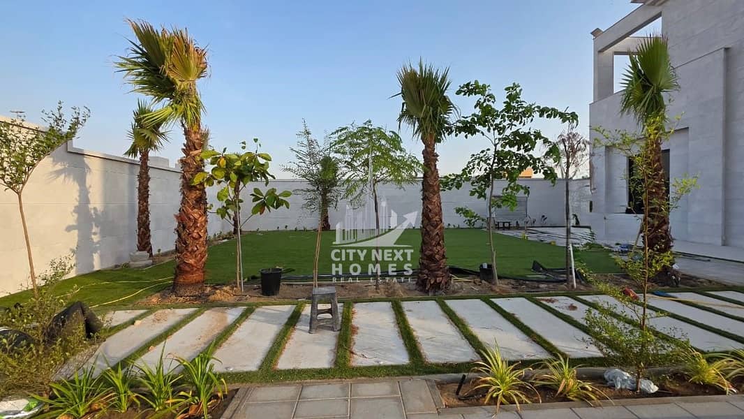 LUXURY 6 BEDROOM VILLA FOR RENT IN KHAWANEEJ 2