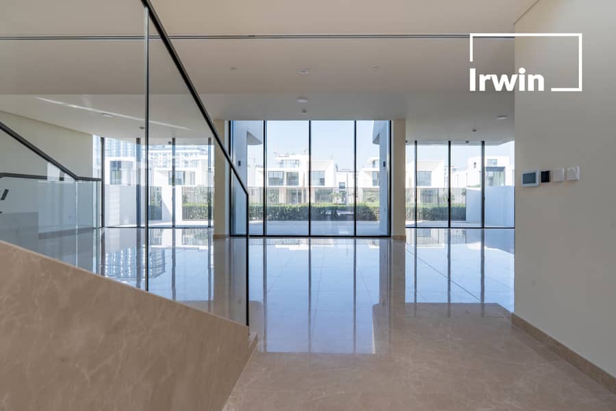 Classic | Lagoon Backing | Address Branded Villa - Image 6