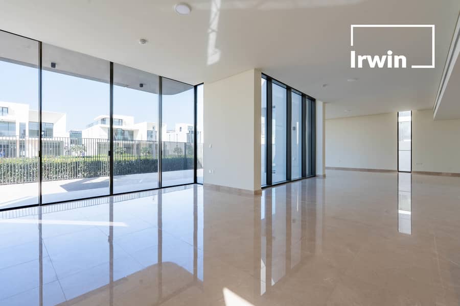 Classic | Lagoon Backing | Address Branded Villa - Image 22