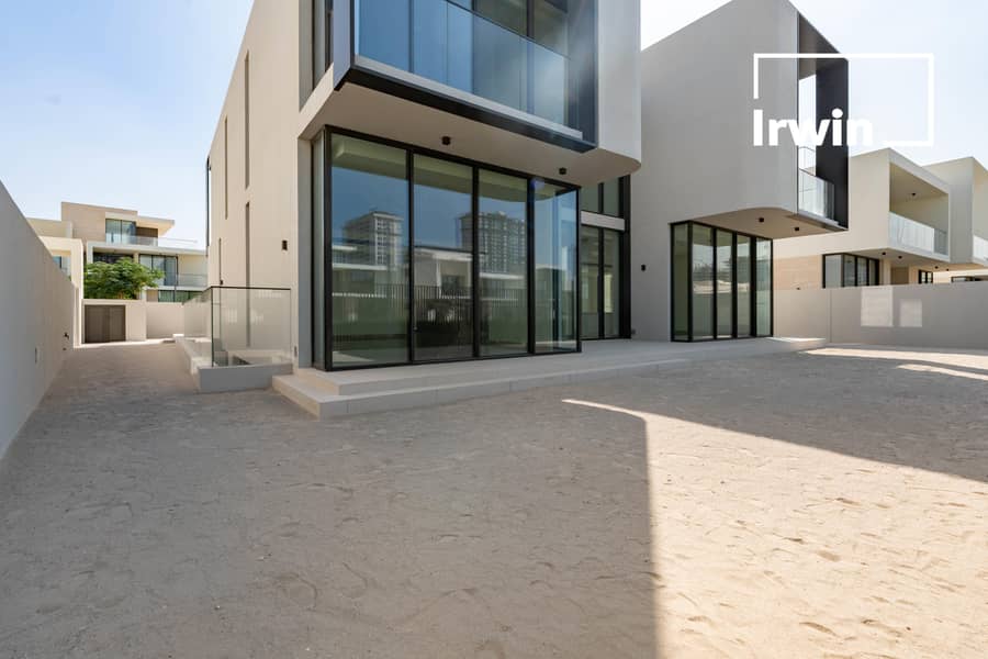 Classic | Lagoon Backing | Address Branded Villa - Image 53