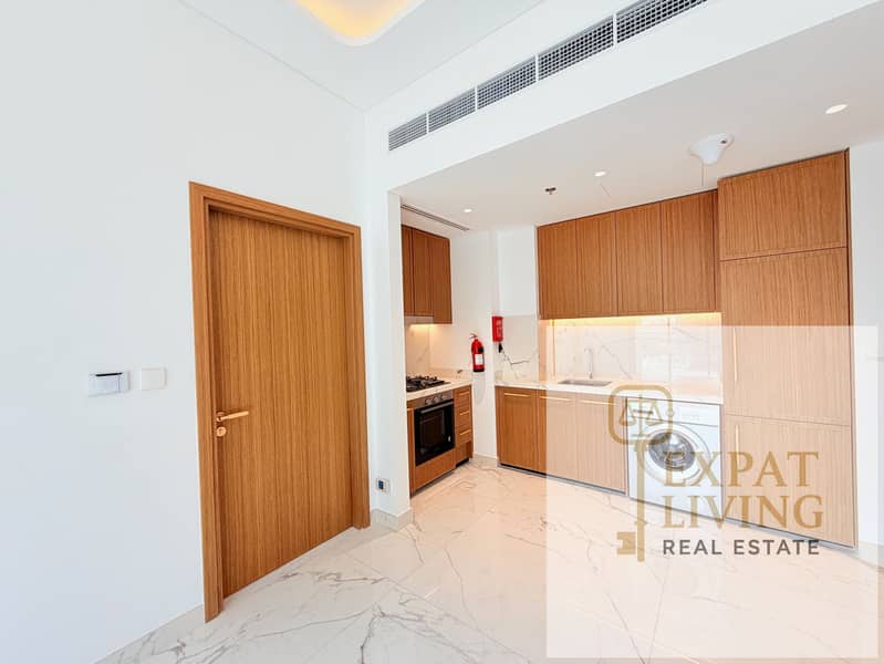 New | Light & Bright | 2BR | Ready to move