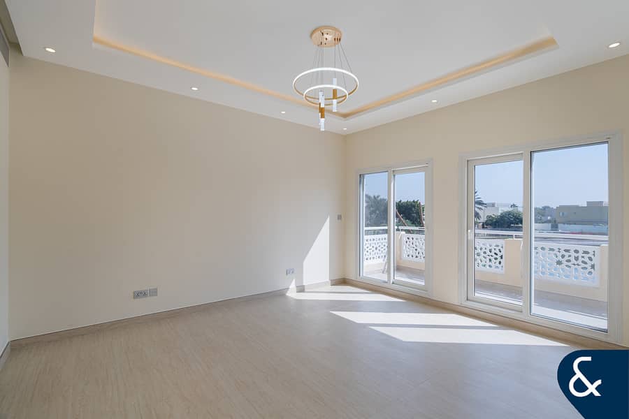 Newly renovated | Lake view | Private pool - Image 13